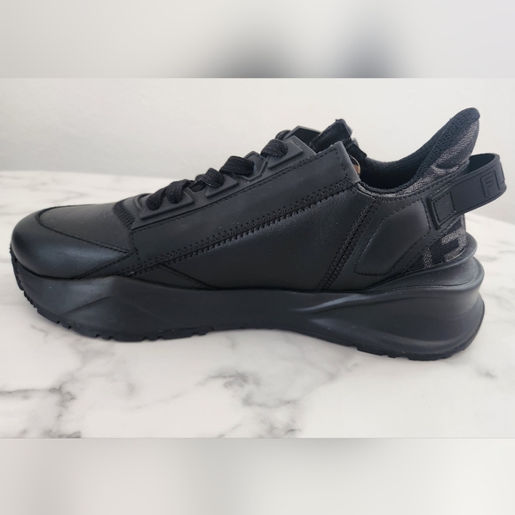 Fendi Flow Sneakers Unisex Womens Size 7 Mens Size 5.5 - Picture 14 of 15